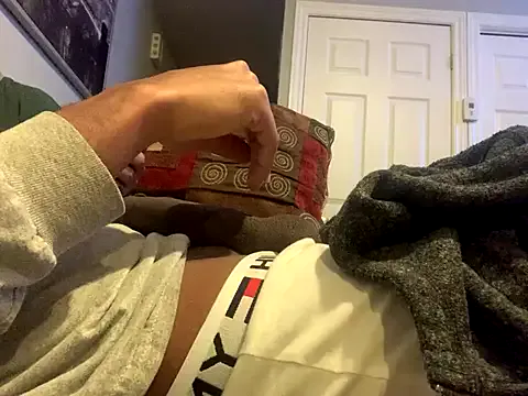 Elyna_69 – webcam model profile photo Image 18