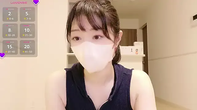 Noya – webcam model profile photo Image 12