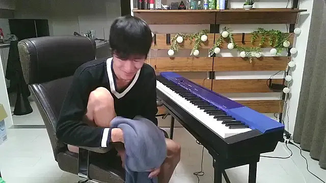 SaraBearXOXO – webcam model profile photo Image 15