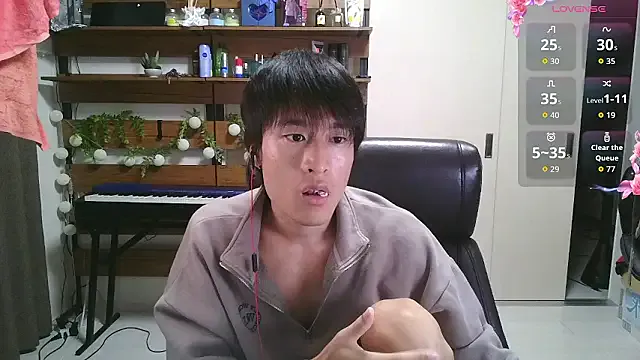 SaraBearXOXO – webcam model profile photo Image 18