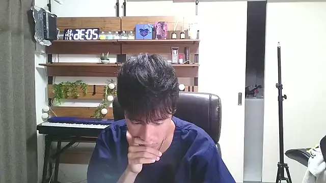 SaraBearXOXO – webcam model profile photo Image 5