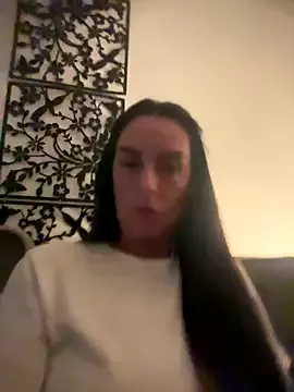 JuliettaBasset – webcam model profile photo Image 19