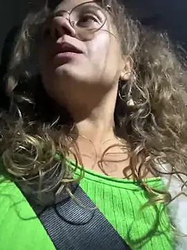 BabyNaomi19 – webcam model profile photo Image 16