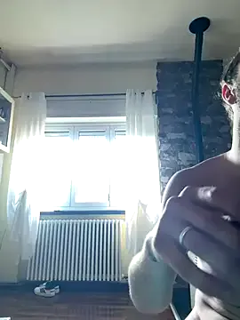 BabyNaomi19 – webcam model profile photo Image 6