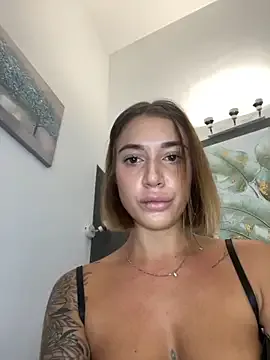 valentina_fox100 webcam show Image 19