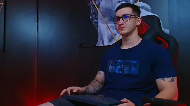 JayJayPink – webcam model profile photo Image 13