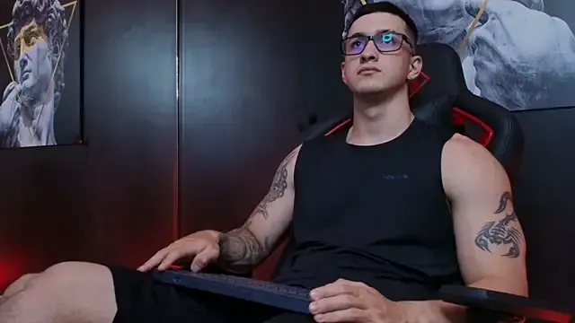 JayJayPink – webcam model profile photo Image 19