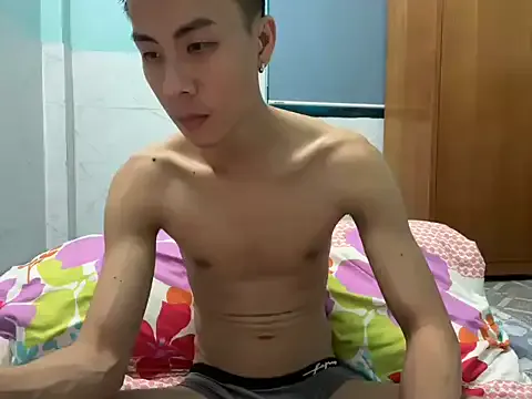 AmelieEdwards – webcam model profile photo Image 6