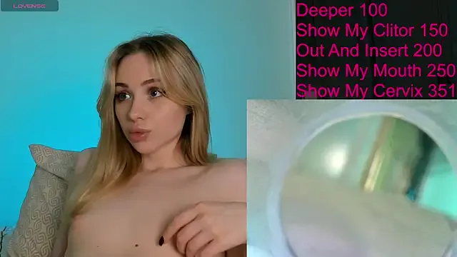 Red_Lola – webcam model profile photo Image 6