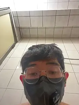 MiaColliings – webcam model profile photo Image 2