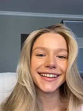 RuslanaXX – webcam model profile photo Image 5