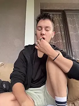 JoiDivision – webcam model profile photo Image 15