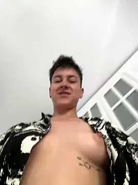 JoiDivision – webcam model profile photo Image 6