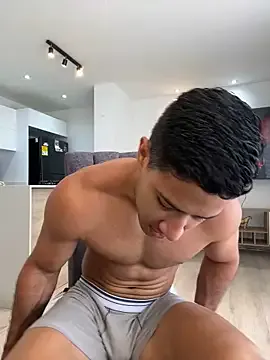 Nataly_QX – webcam model profile photo Image 12