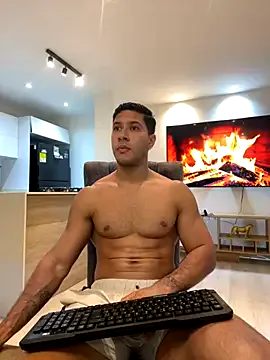 Nataly_QX – webcam model profile photo Image 3