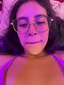 Kissing_Couple – webcam model profile photo Image 2