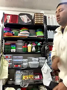 EddieAdams – webcam model profile photo Image 10