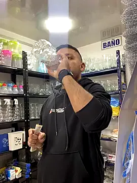 EddieAdams – webcam model profile photo Image 13