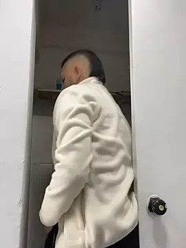 EddieAdams – webcam model profile photo Image 16