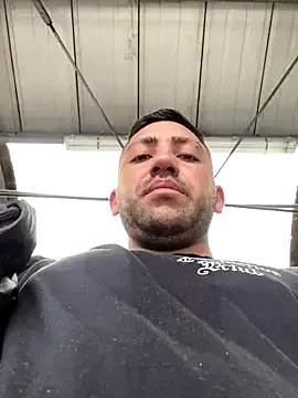 EddieAdams – webcam model profile photo Image 3