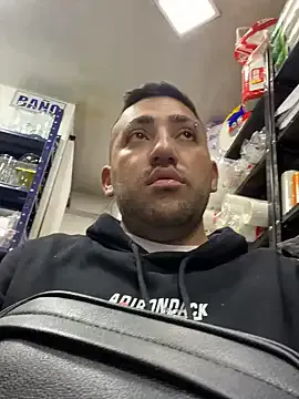 EddieAdams – webcam model profile photo Image 7