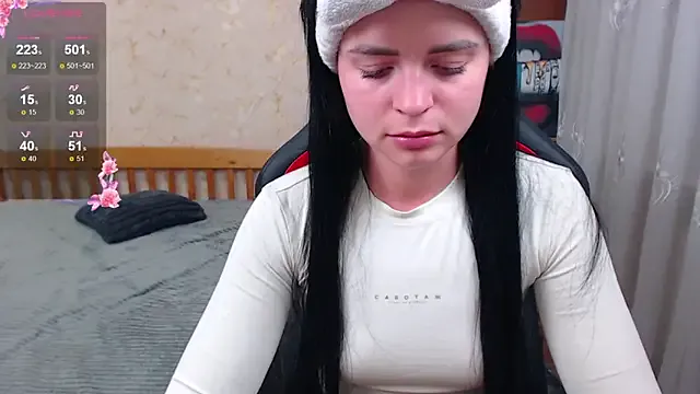 Spunstud webcam show Image 17