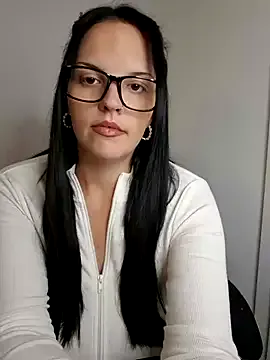 XoxoSky – webcam model profile photo Image 6