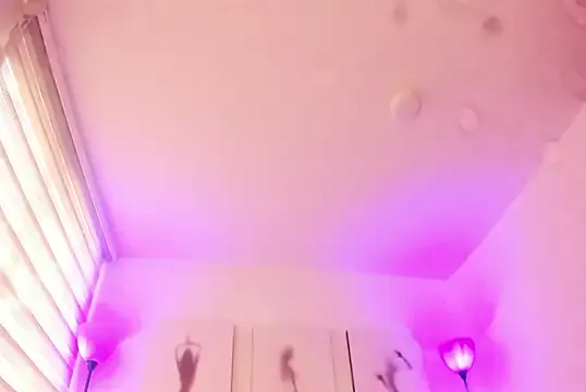 CaliStar23 – webcam model profile photo Image 13