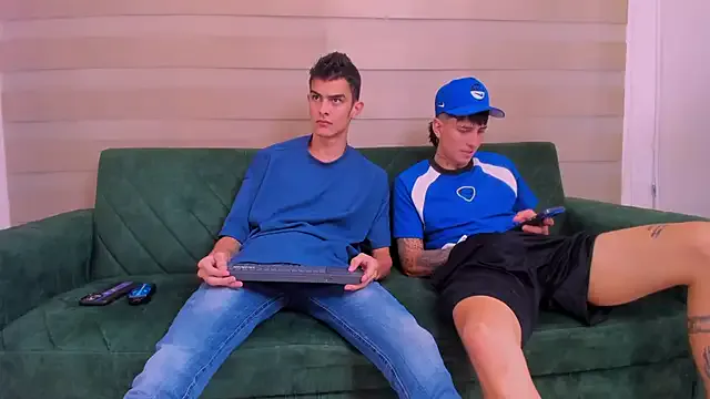 akamilasweetcm101 – webcam model profile photo Image 2