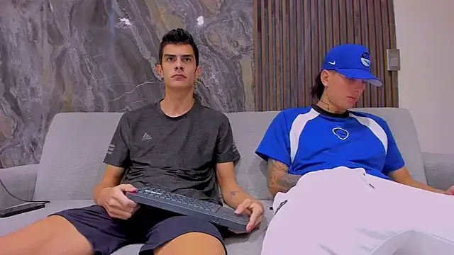 akamilasweetcm101 – webcam model profile photo Image 4