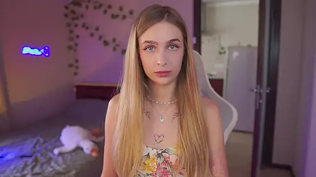 Ra_chel webcam show Image 3