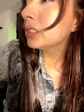 Cherry_Bootyxxxx – webcam model profile photo Image 3