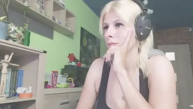 Zemer_secret51 webcam show Image 14