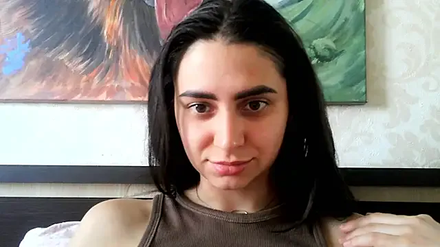 LauCamila – webcam model profile photo Image 9