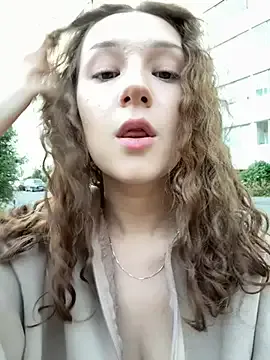 alana15 – webcam model profile photo Image 12