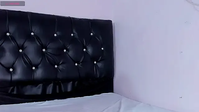 AmyPavlova webcam show Image 17