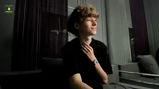 AlexandraDays – webcam model profile photo Image 2