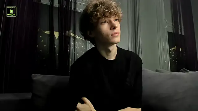 AlexandraDays – webcam model profile photo Image 4