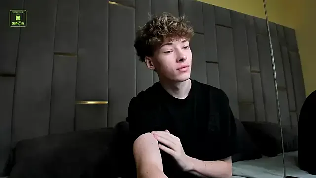 AlexandraDays – webcam model profile photo Image 6