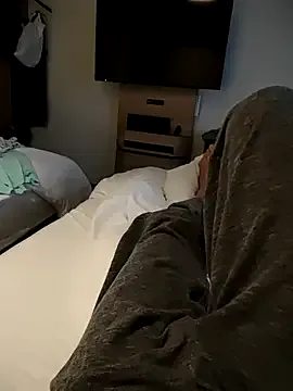 KatieeGomez – webcam model profile photo Image 14