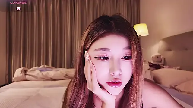 Jane_Honeybee – webcam model profile photo Image 12