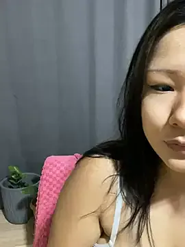 akamilasweetcm101 – webcam model profile photo Image 4