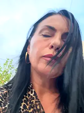 SharonBonet – webcam model profile photo Image 14