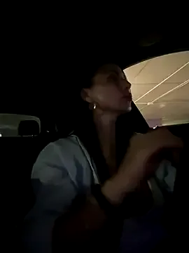 SharonBonet – webcam model profile photo Image 15