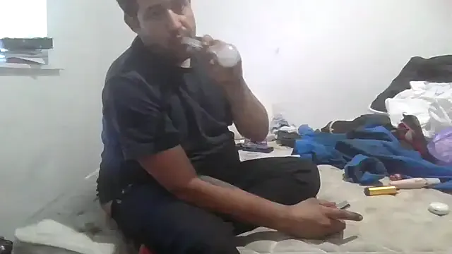 yuuhichan – webcam model profile photo Image 8