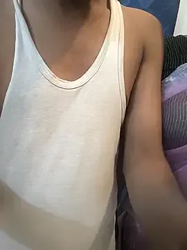 RubyLynne – webcam model profile photo Image 10