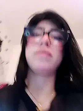 CarleeVelvet – webcam model profile photo Image 2