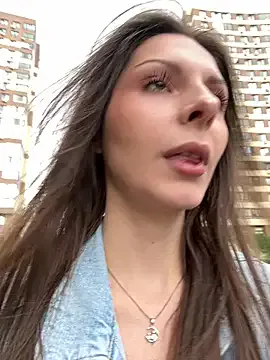 LadyDooly – webcam model profile photo Image 7