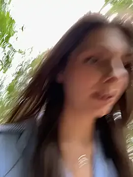 LadyDooly – webcam model profile photo Image 8