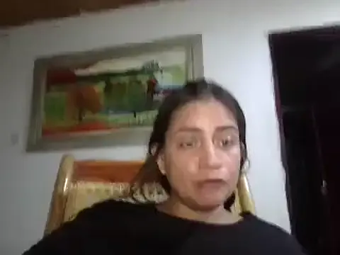 akamilasweetcm101 – webcam model profile photo Image 5